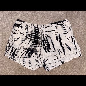 No Boundaries Shorts